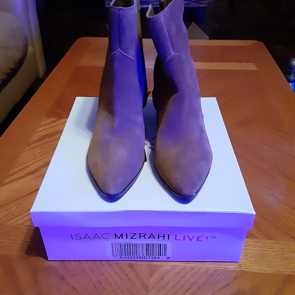 Isaac Mizrahi suede boots